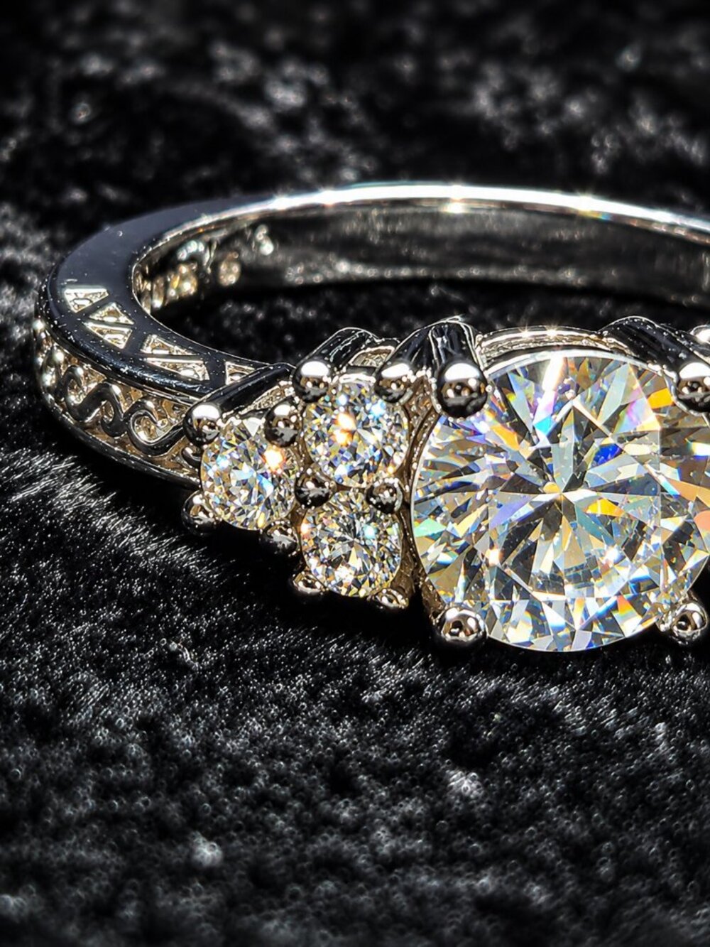 1ctw Moissanite engagement ring size 6...26009